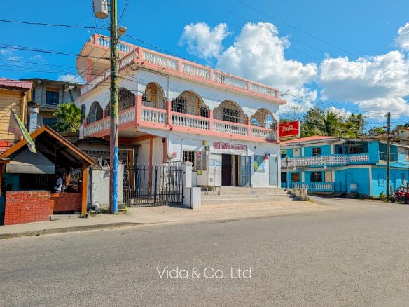 Santa Elena Commercial For Rent